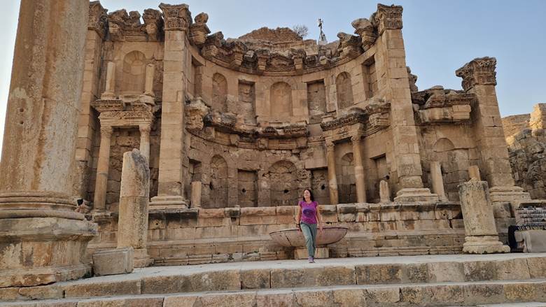 Jerash, Džeraš, Nimfeum